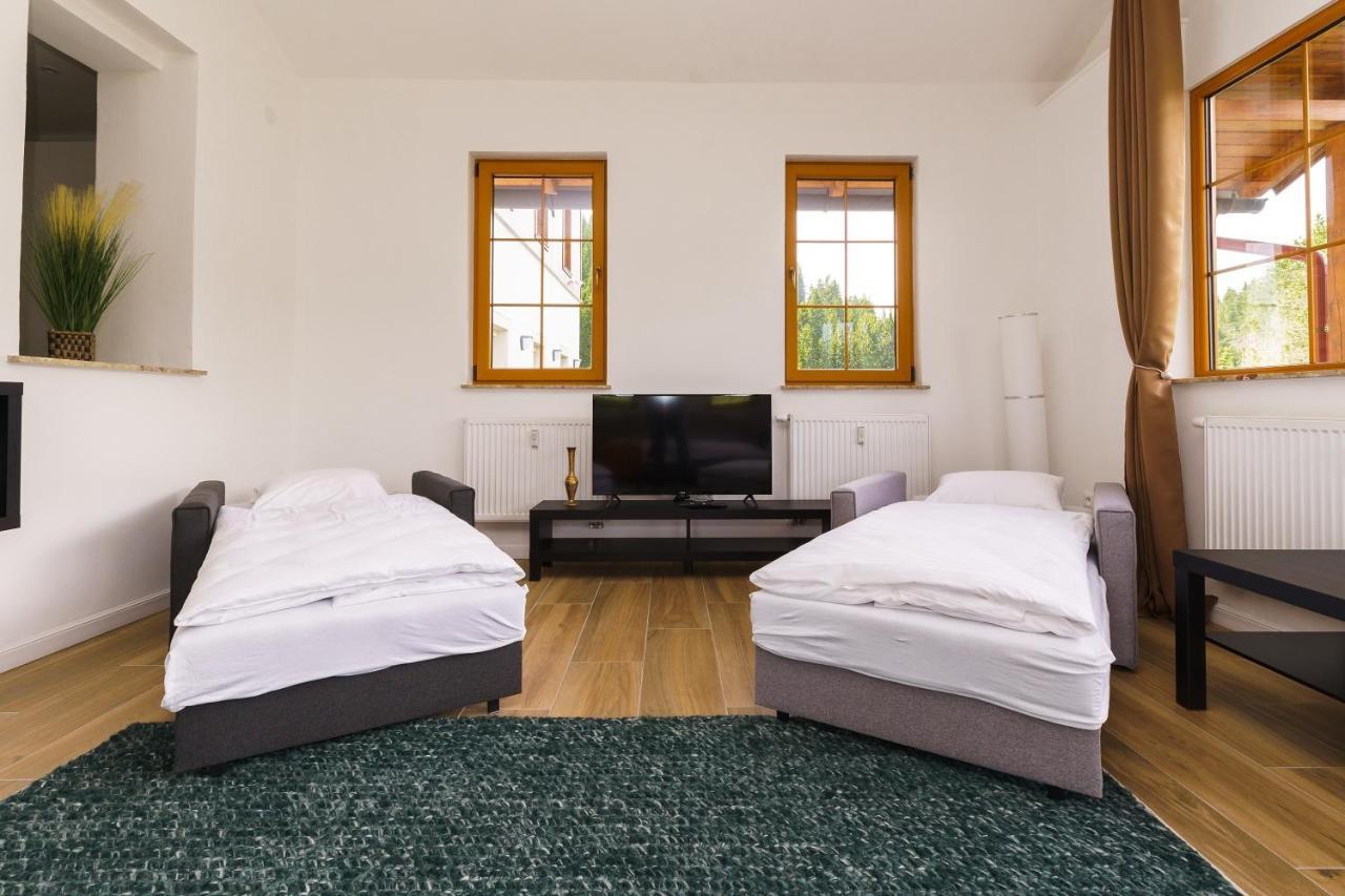 Apartman Ela Horni Blatna Exterior photo